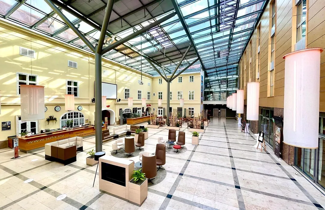 Jufa Hotel Wien City-1